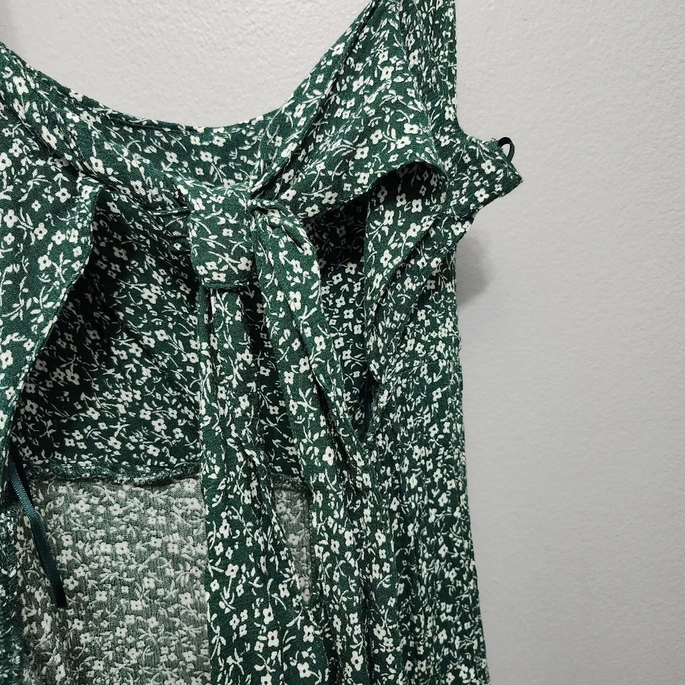 Audrey parks x francescas women's green daisy floral jumpsuit size S wid… - Picture 8 of 10